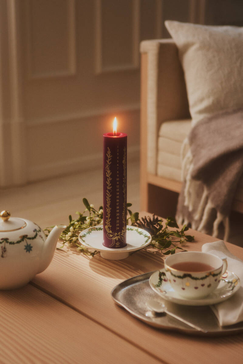 Kalenderlys rød 25cm