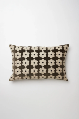 OlssonJensen_Daisy_putetrekk_taupe